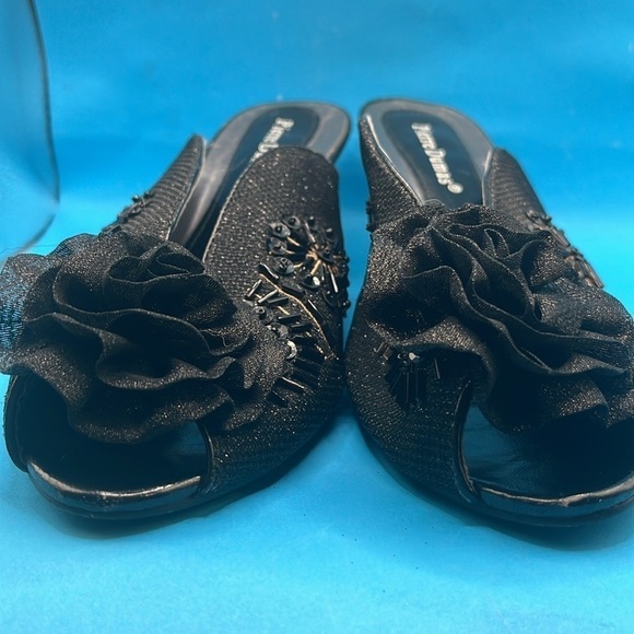 Pierre Dumas Serena Glittery Beaded black Heeled Mules Women Size 7M, open toe - Picture 2 of 8